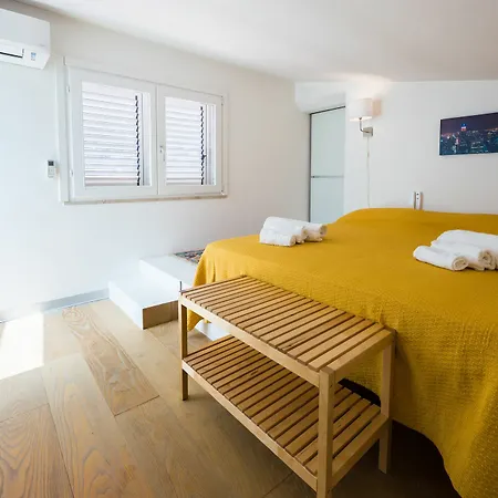 Apartment Meli *